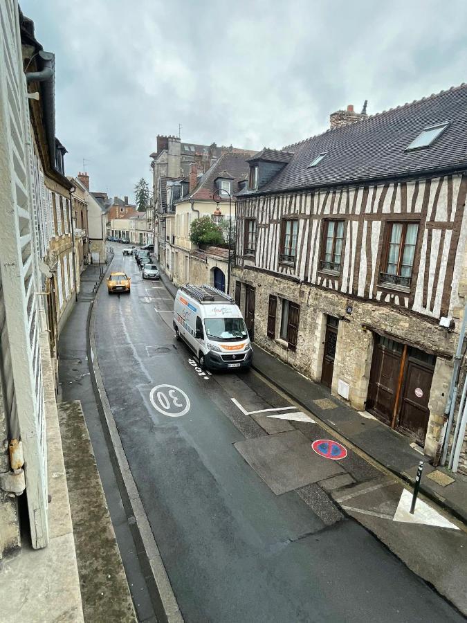 Le Logis Des Remparts - Hyper Centre Apartment Compiègne Екстериор снимка